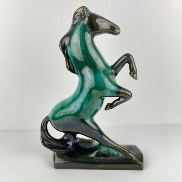 Blue Mountain Horse Medium 12 X 8 inch Vintage Glazed Pottery Figurine Stallion - Picture 3 of 8